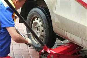 沪东新村附近拖车24小时服务热线电话