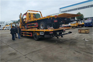 沪东新村同城汽车补胎